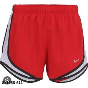 Nike women’s red tempo shorts size S